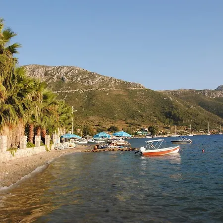 Hotell Saranda Butik 2*